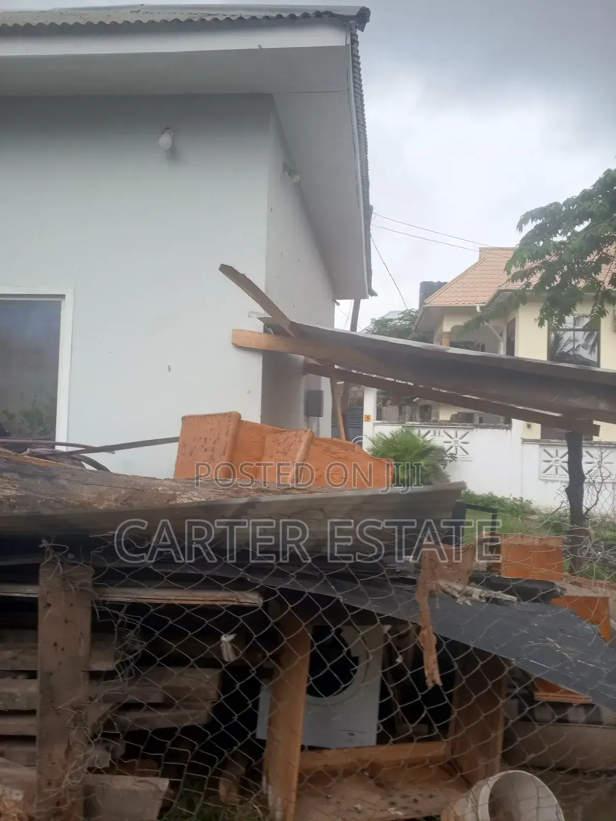 3bdrm Apartment in Carter Estate, Kinondoni for sale