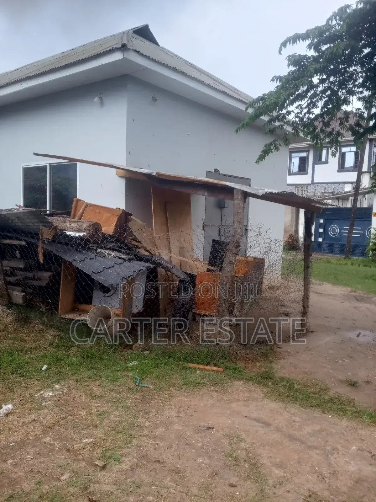 3bdrm Apartment in Carter Estate, Kinondoni for sale
