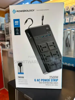 Powerology 2500w 4 Ac Power Strip With Built-in Retractable Cables