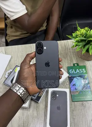 New Apple iPhone 16 128 GB Black