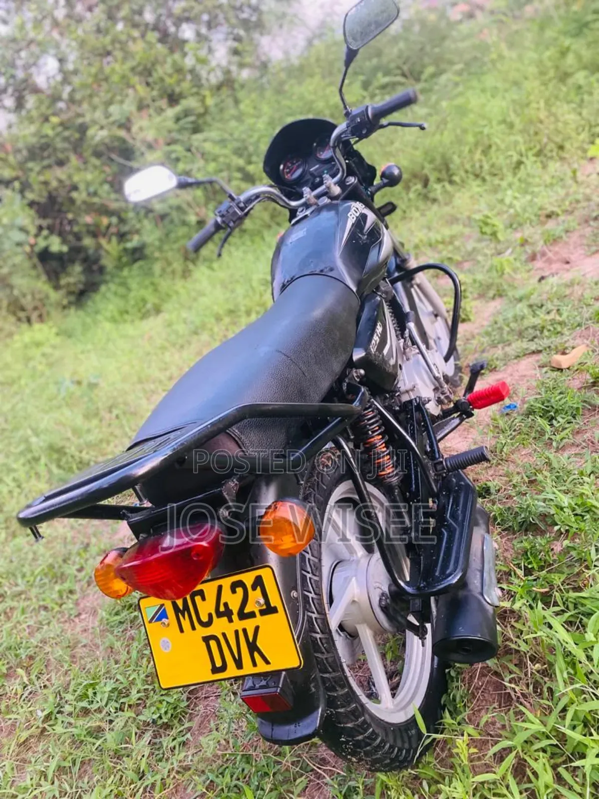 Bajaj Boxer 125 2025 Black