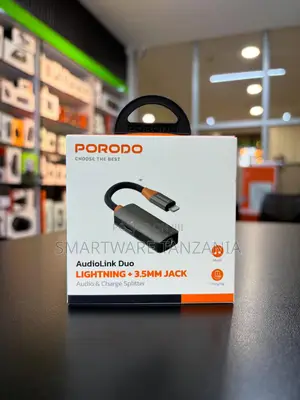 Porodo Audiolink Duo Lightning 3.5mm Jack Audio Charge Splitter