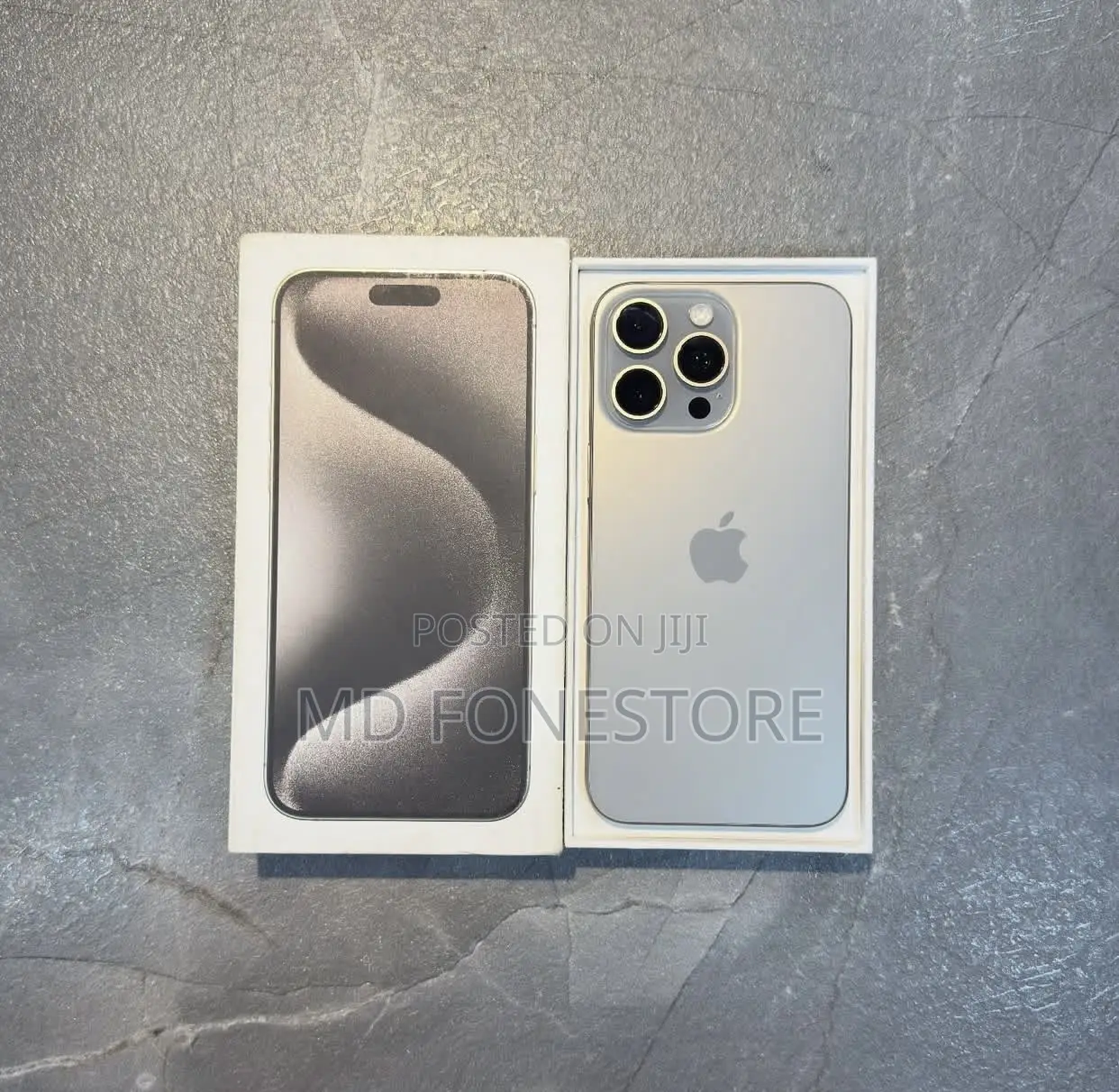 New Apple iPhone 15 Pro Max 256 GB Silver