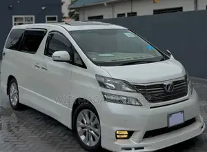 Toyota Vellfire 2009 White