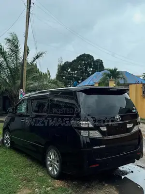 Toyota Vellfire 2009 Black