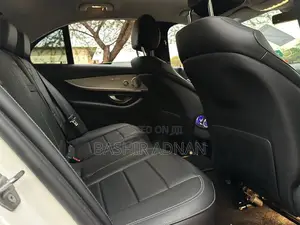Mercedes-Benz E200 2016 Off white