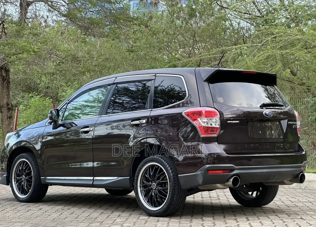 Subaru Forester 2012 Black