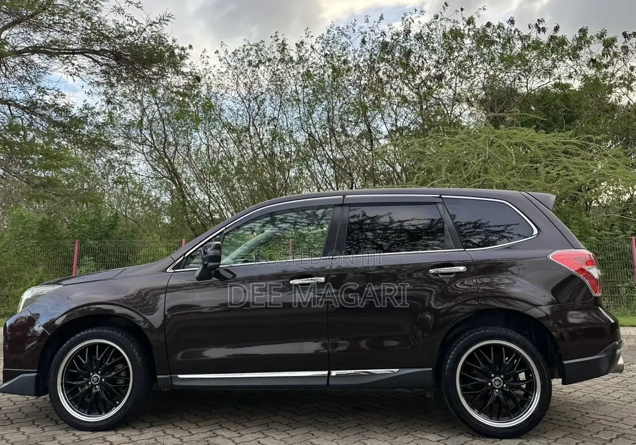 Subaru Forester 2012 Black