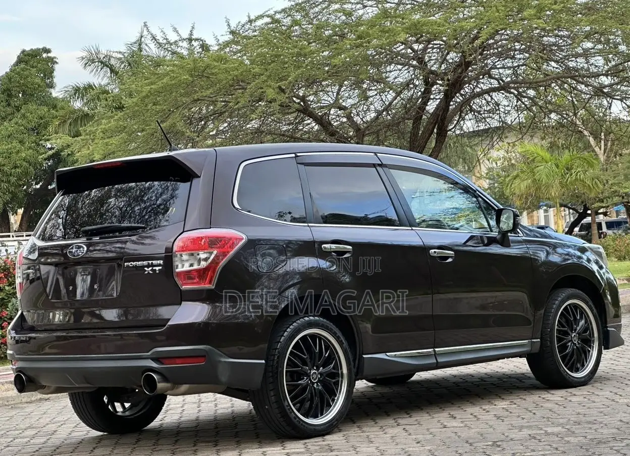 Subaru Forester 2012 Black