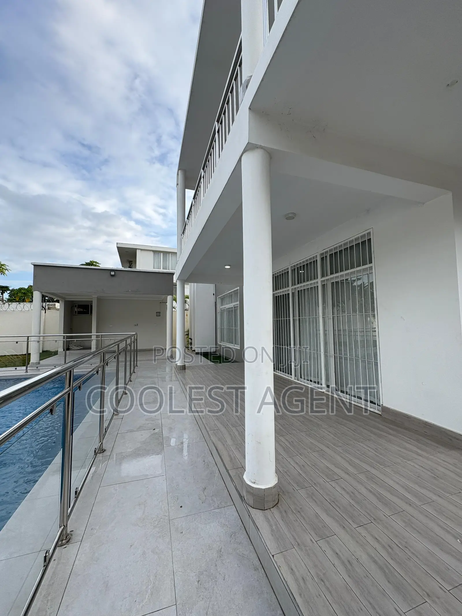 5bdrm Maisonette in Coolest Estate, Masaki for rent