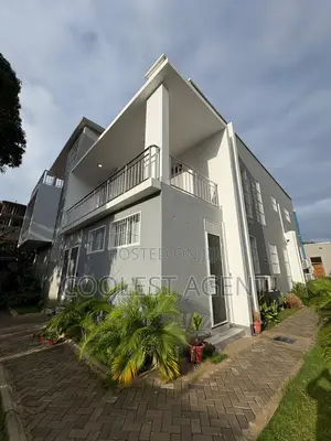 5bdrm Maisonette in Coolest Estate, Masaki for rent