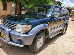 Toyota Land Cruiser Prado 2006 Green