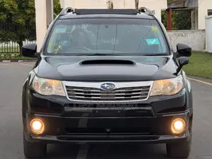 Subaru Forester 2010 Black