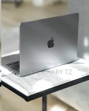 New Laptop Apple MacBook Pro 2021 M1 16GB Apple M1 Pro SSD 512GB