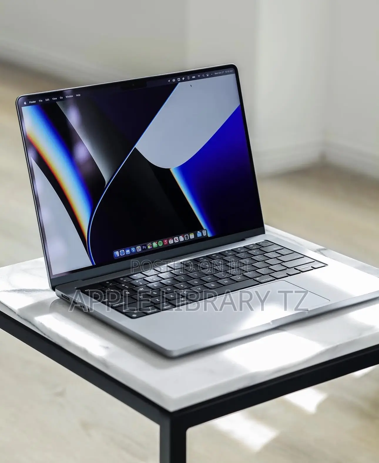 New Laptop Apple MacBook Pro 2021 M1 16GB Apple M1 Pro SSD 512GB