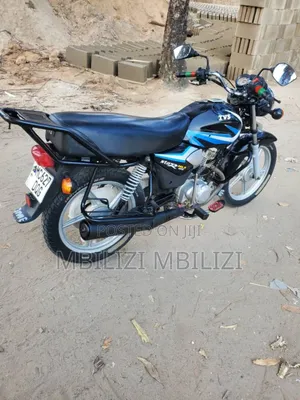 TVS HLX 125 2025 Black