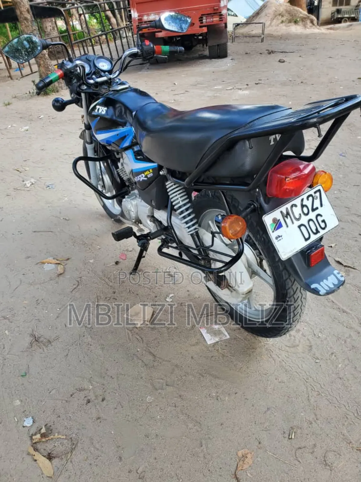 TVS HLX 125 2025 Black