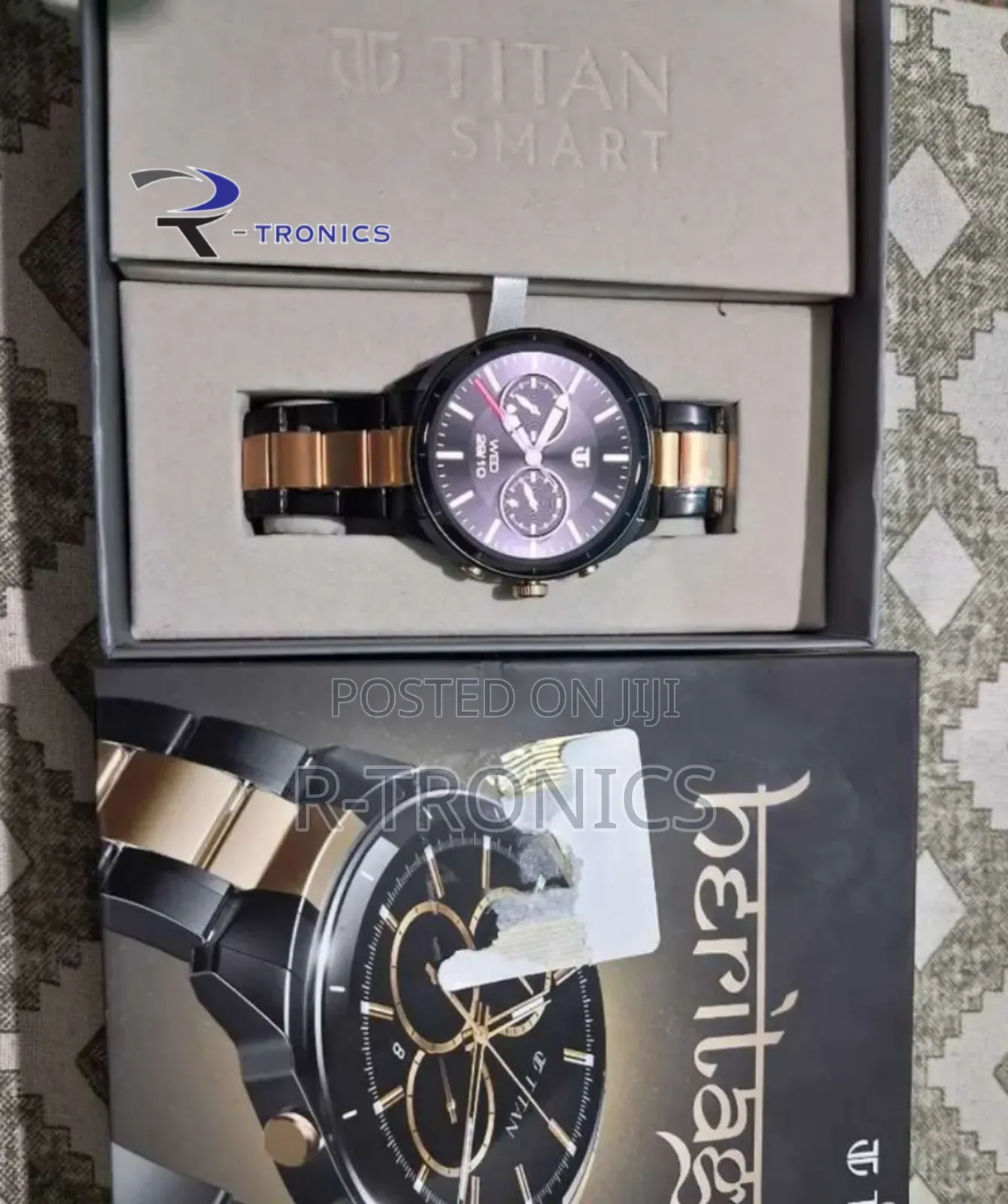 Titan Heritage Smartwatch