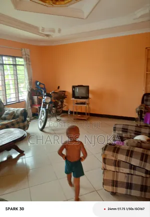 7bdrm House in Tanzania Daresalaam for sale