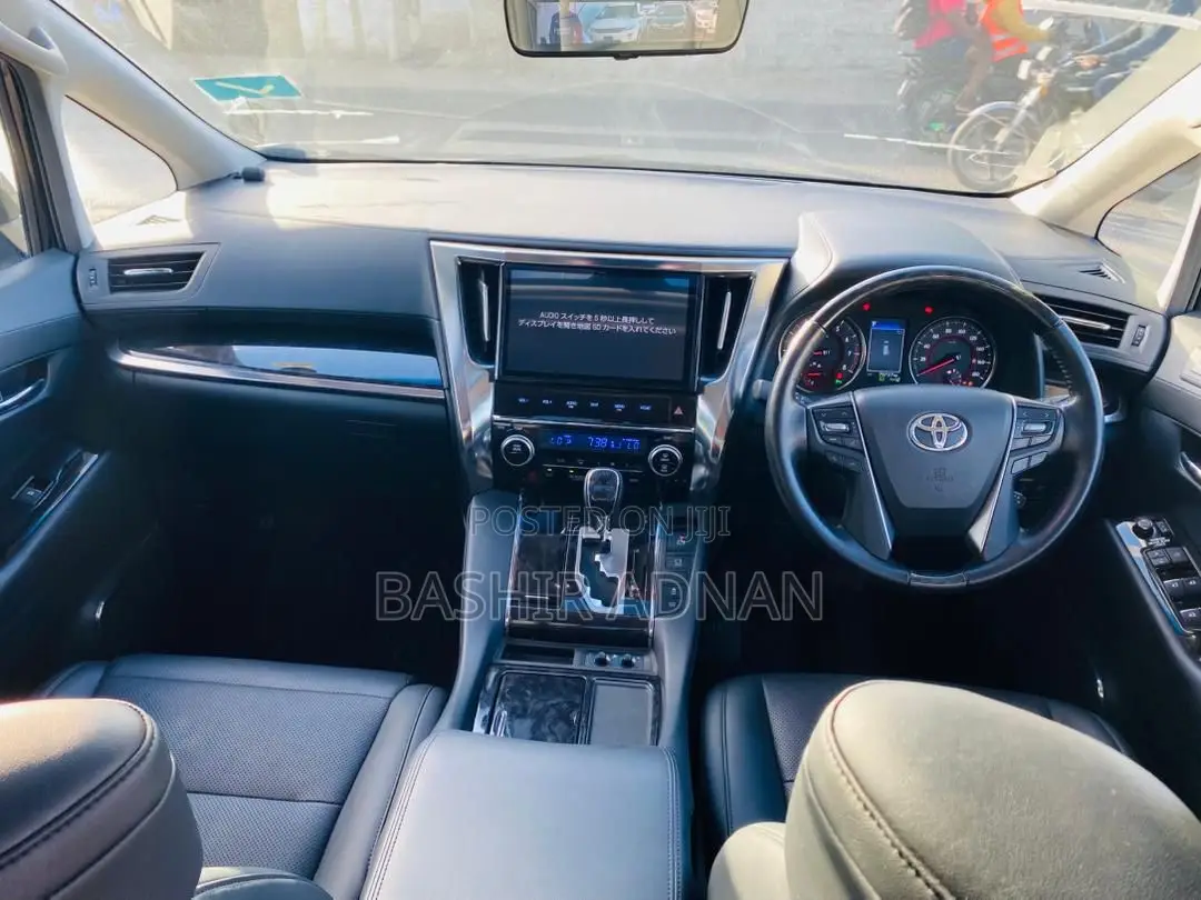 Toyota Alphard 2.5 Petrol FWD 2019 Black