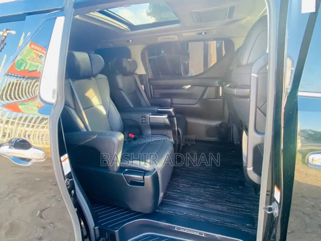 Toyota Alphard 2.5 Petrol FWD 2019 Black