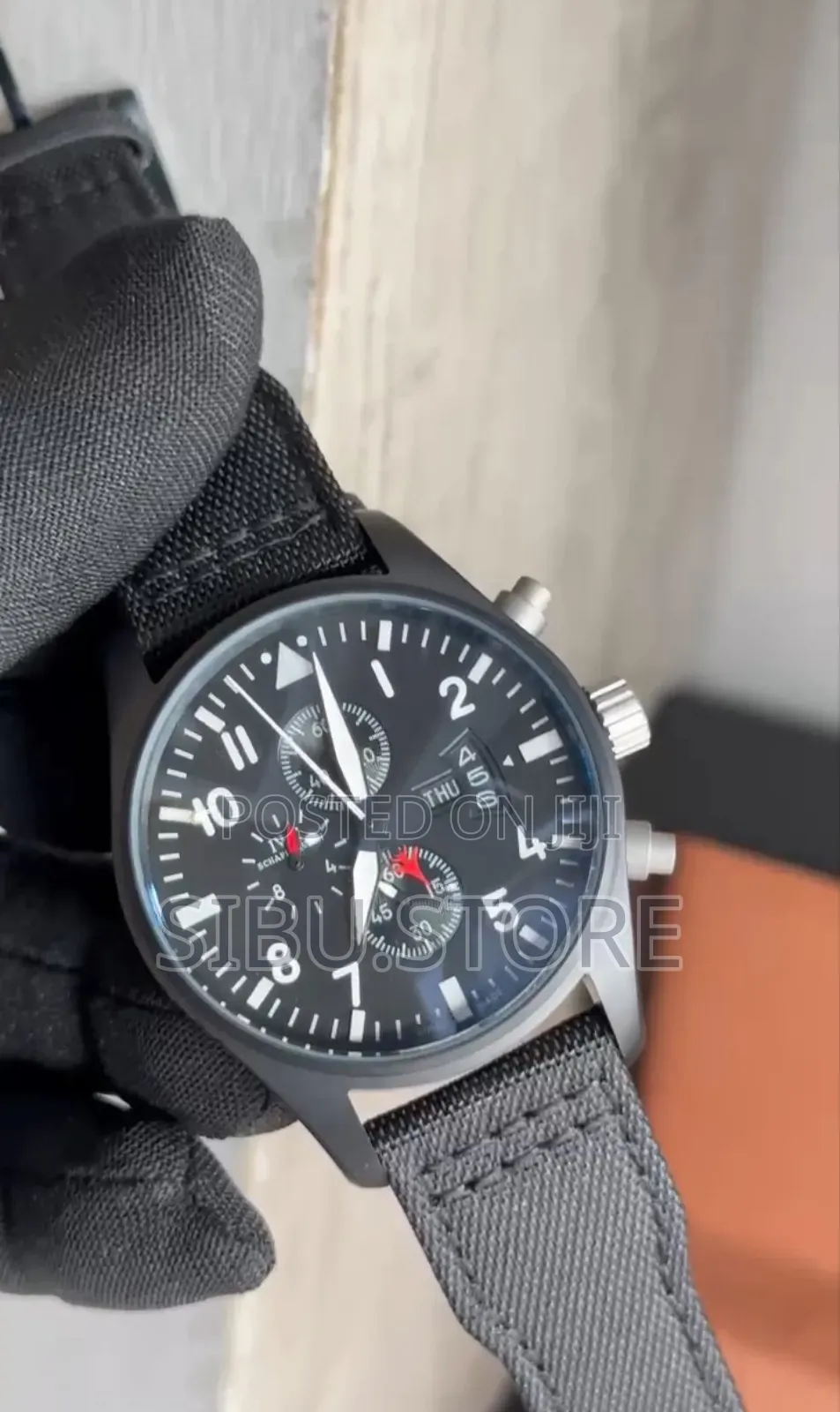 Aina Ya Kisasa Ya Schaffhausen Watch