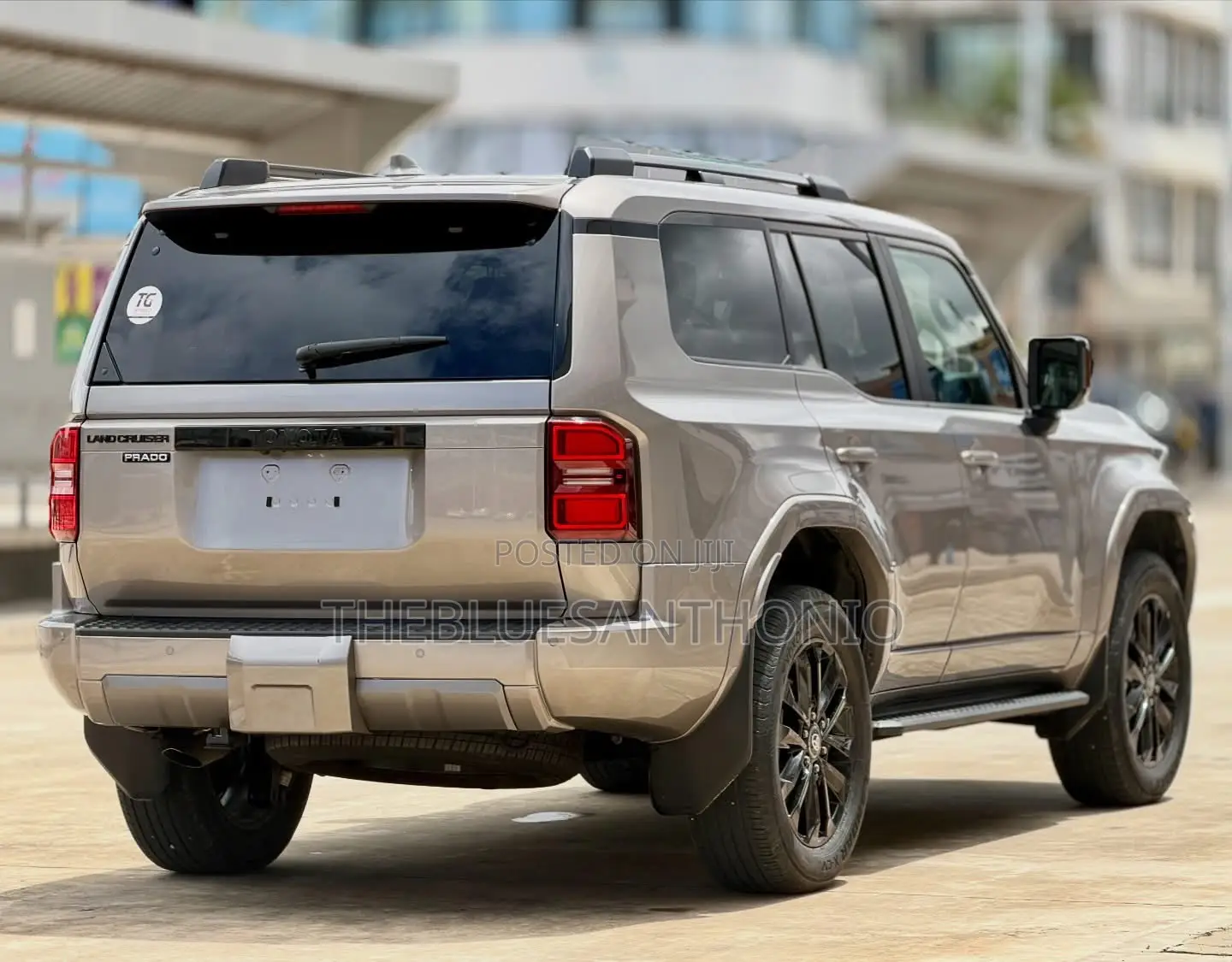 Toyota Land Cruiser Prado 2024 Silver