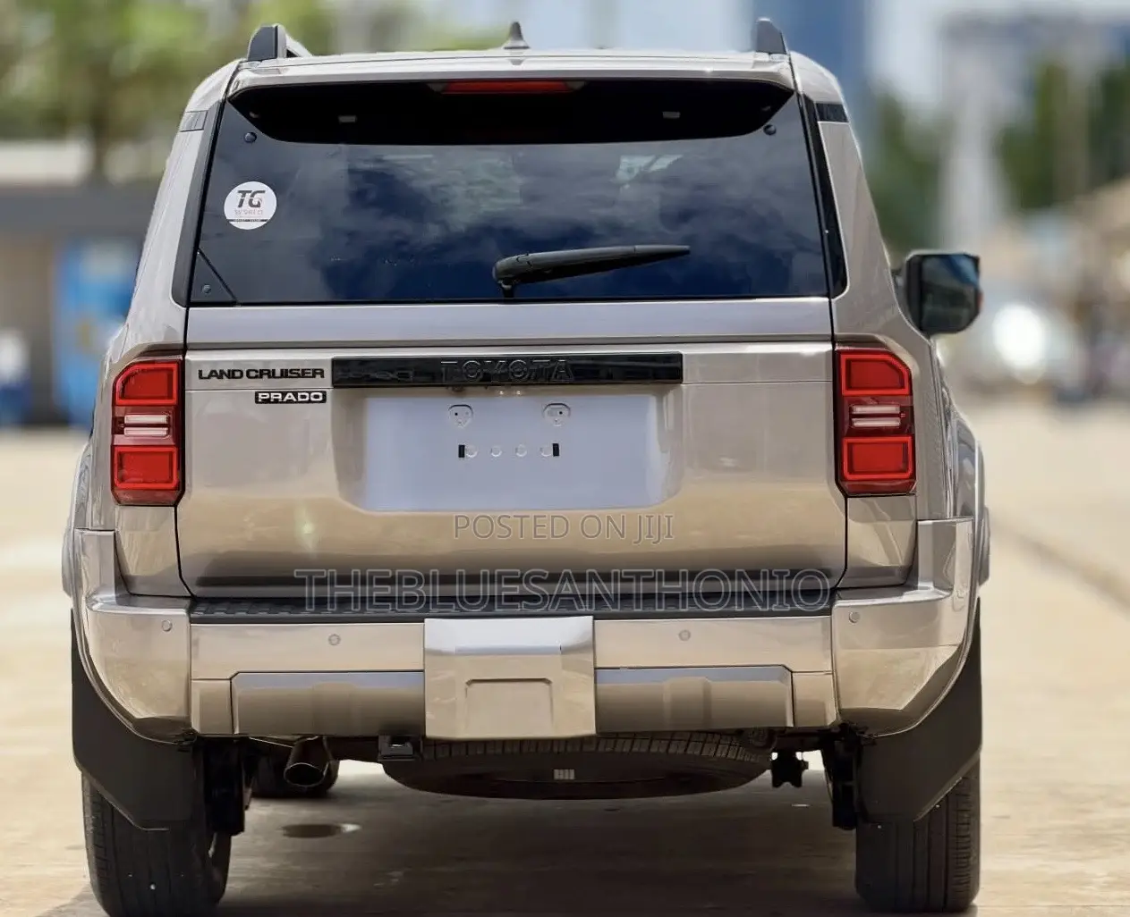 Toyota Land Cruiser Prado 2024 Silver