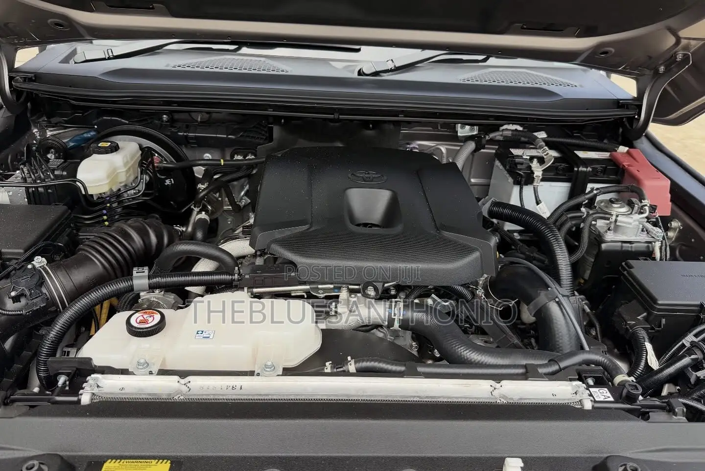 Toyota Land Cruiser Prado 2024 Silver