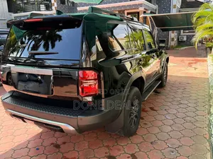 Toyota Land Cruiser Prado 2024 Black