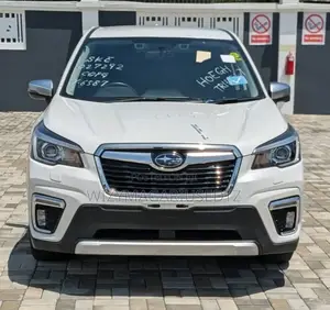 Subaru Forester 2019 Off white