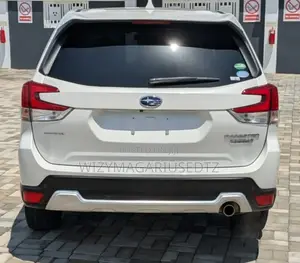 Subaru Forester 2019 Off white