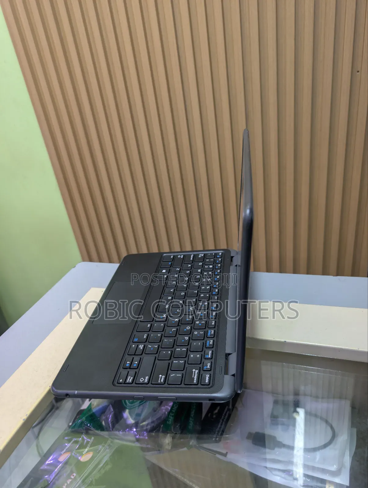 Laptop Dell Latitude 11 3190 4GB Intel SSD 128GB
