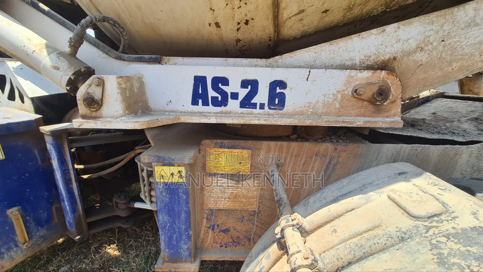Aimix Self Loading Concrete Mixer for Sale at a Throw Away Price.