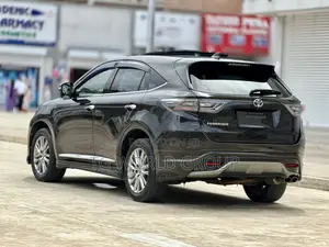 Toyota Harrier 2.0 2015 Brown
