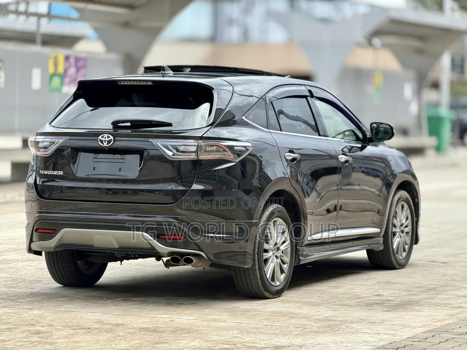 Toyota Harrier 2.0 2015 Brown