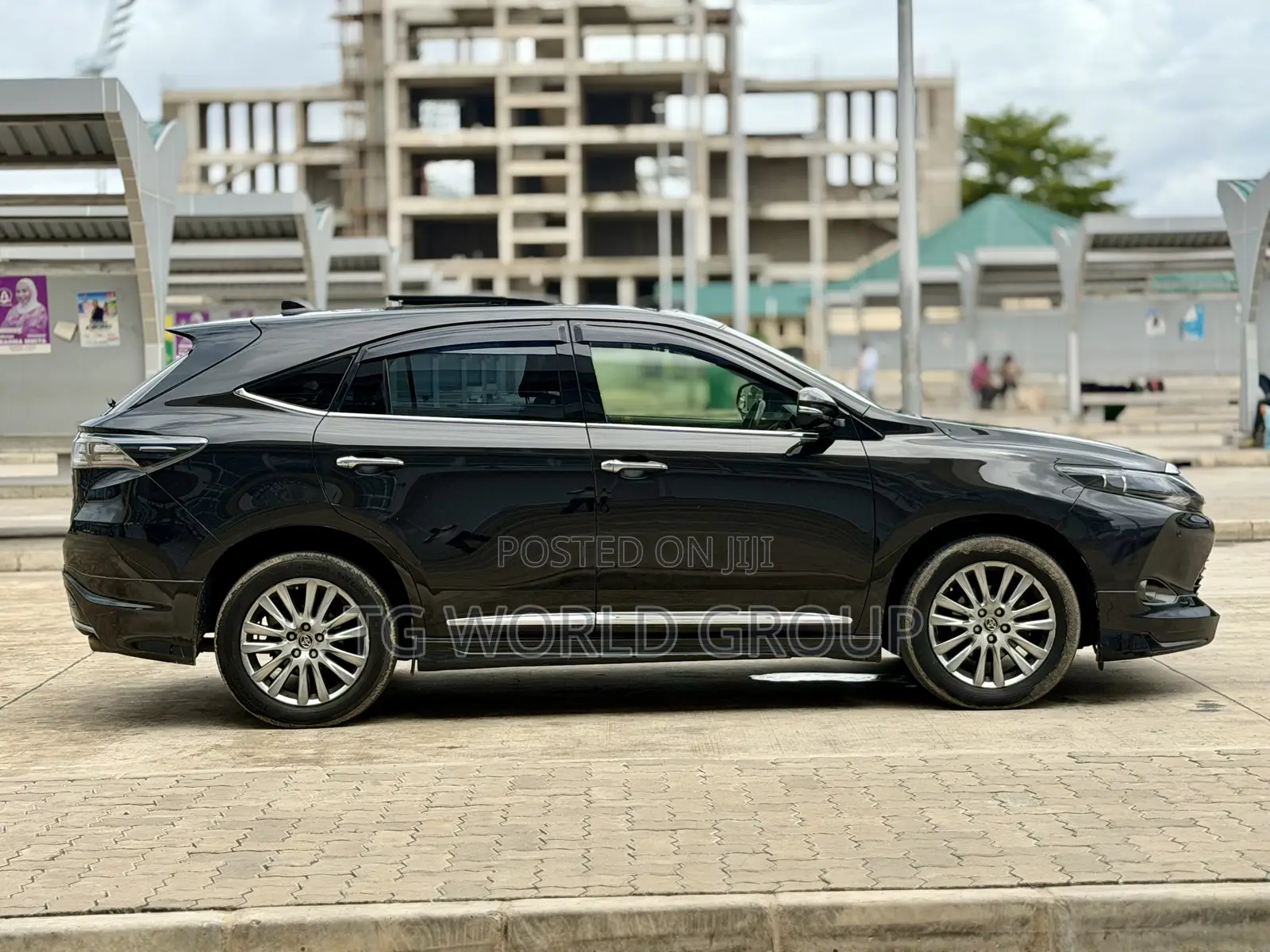 Toyota Harrier 2.0 2015 Brown