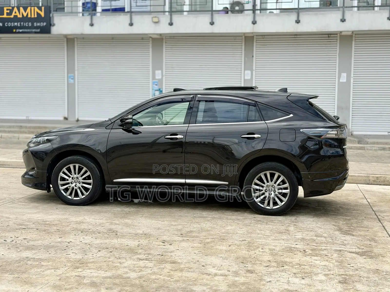 Toyota Harrier 2.0 2015 Brown