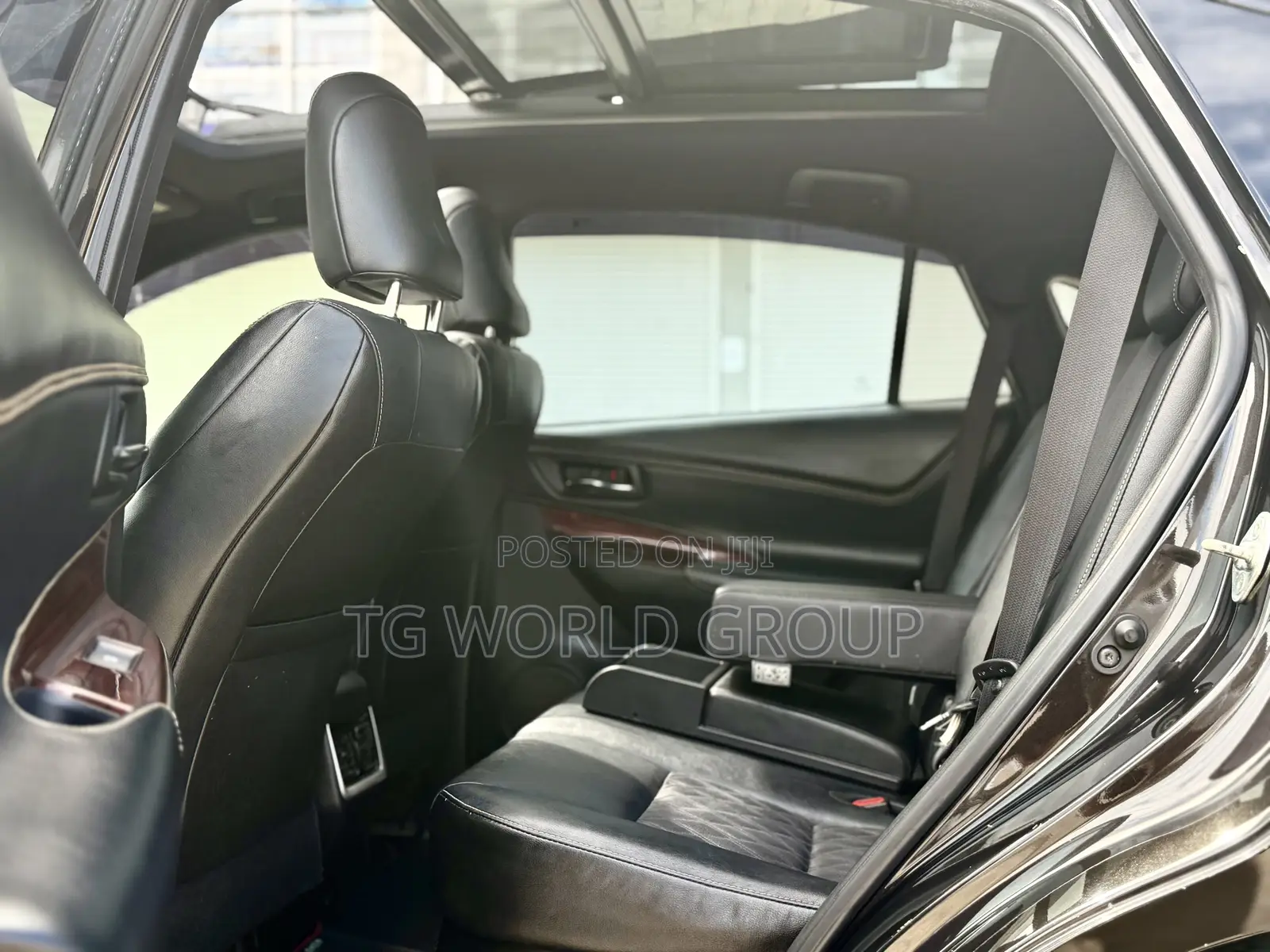 Toyota Harrier 2.0 2015 Brown