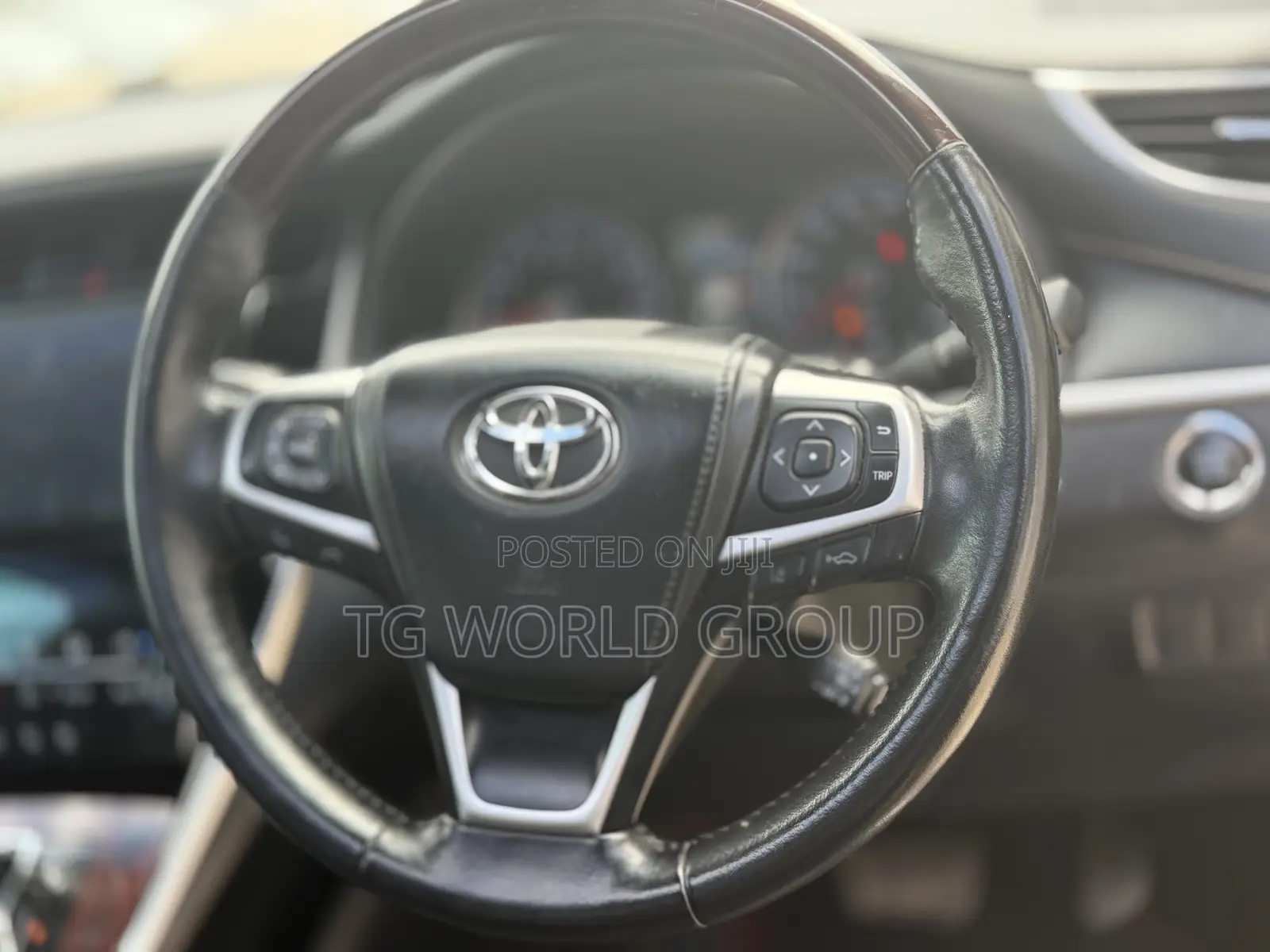 Toyota Harrier 2.0 2015 Brown