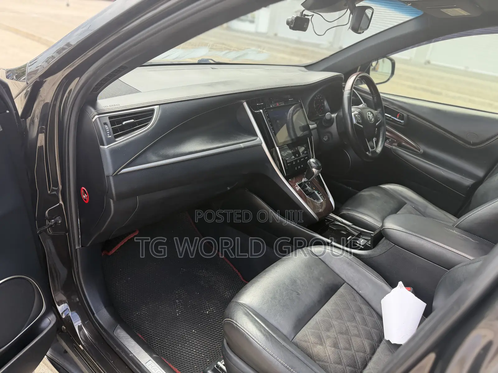 Toyota Harrier 2.0 2015 Brown