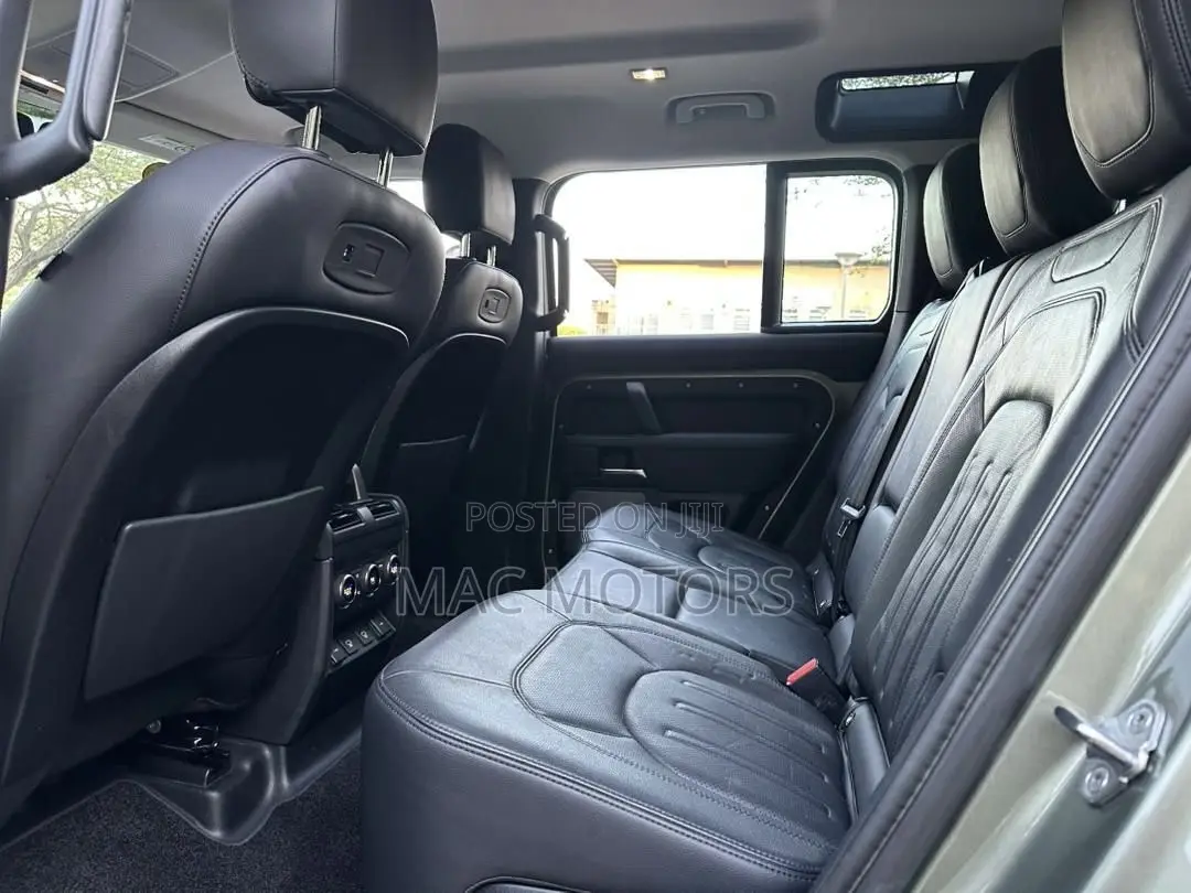 Land Rover Defender 2022 Green