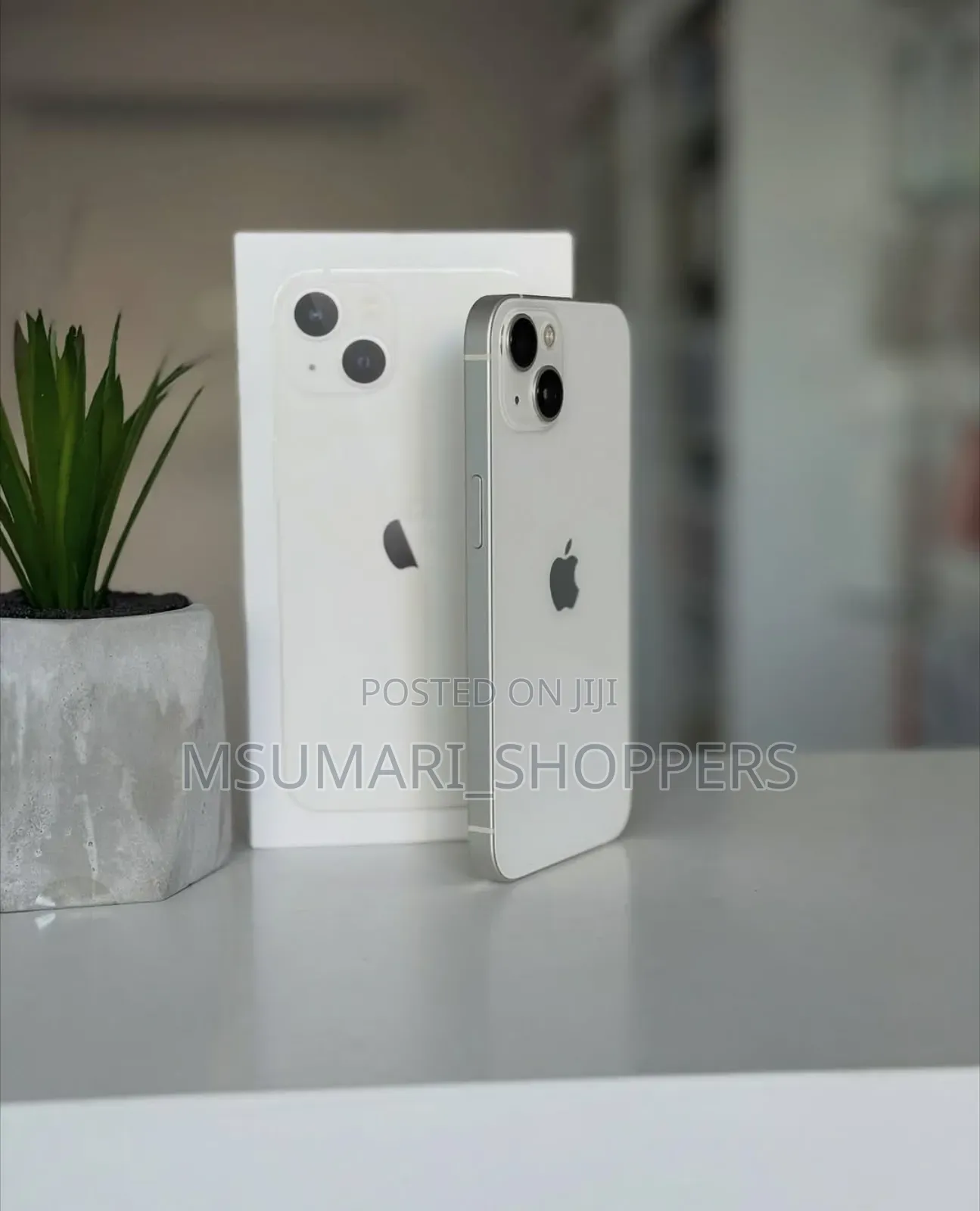 New Apple iPhone 13 128 GB White