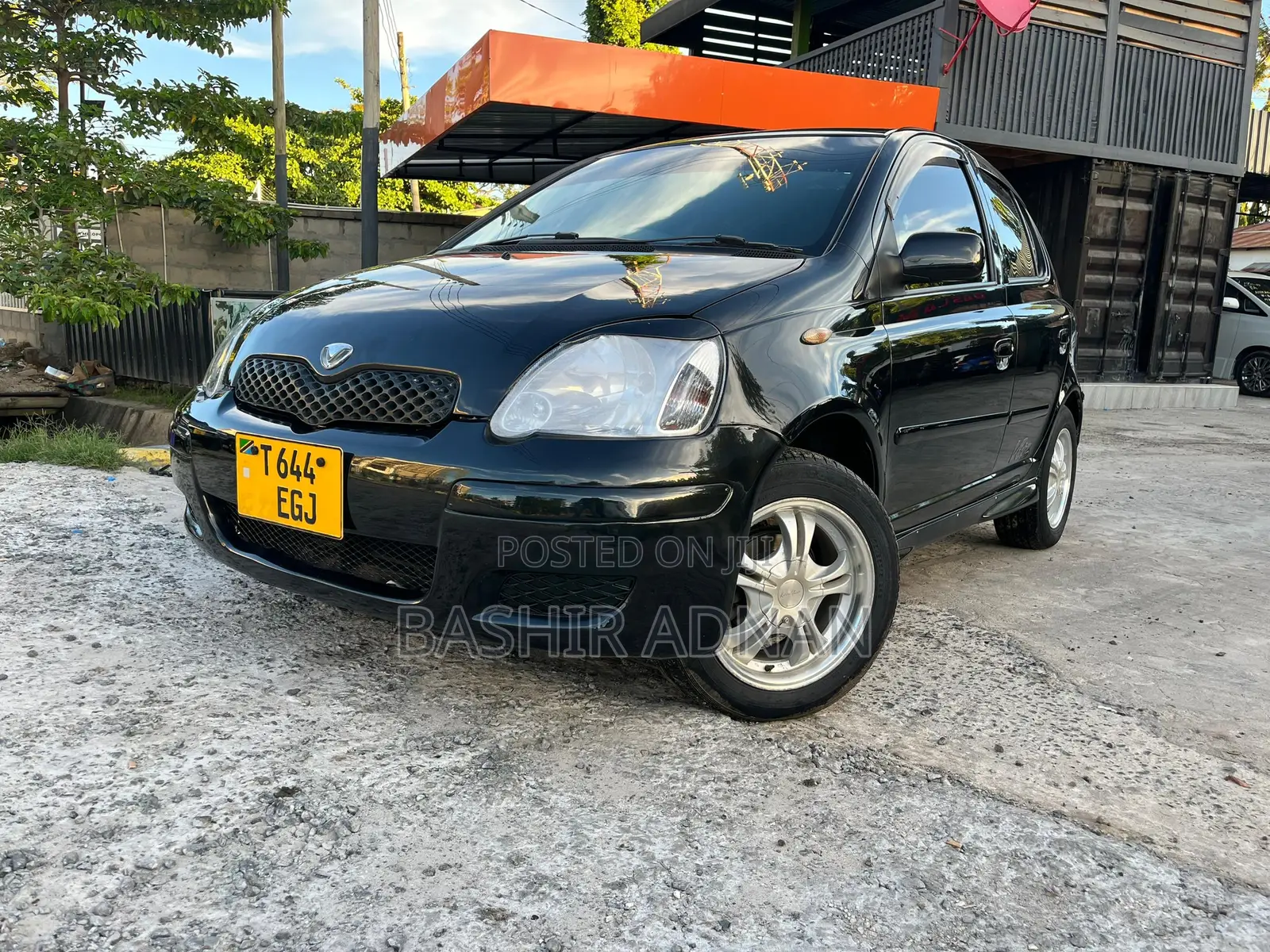 Toyota Vitz 1.3 FWD 3dr 2003 Black