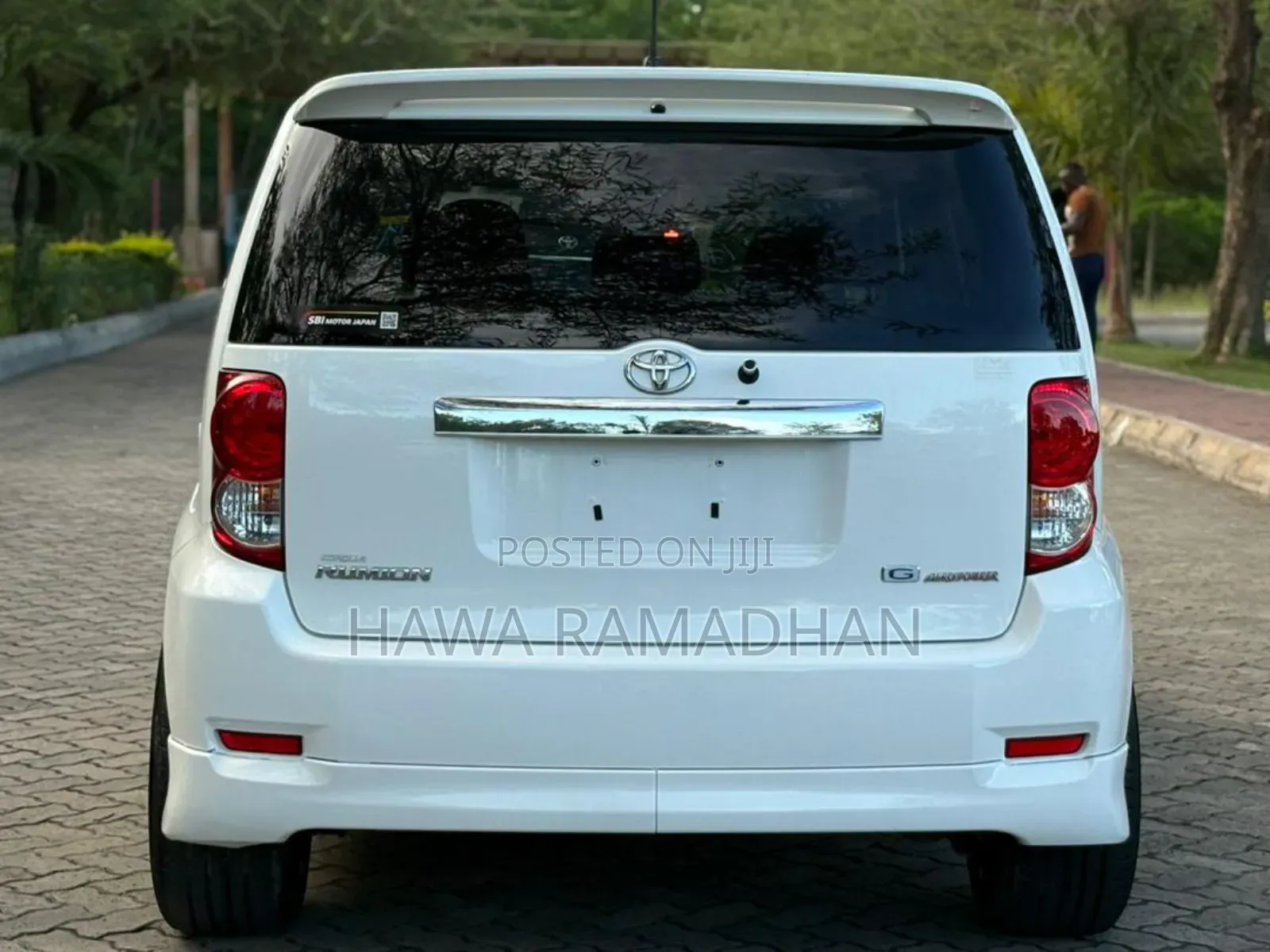 Toyota Corolla Rumion 2008 White