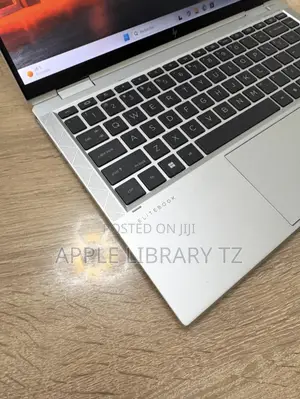 Laptop HP EliteBook 1040 G8 32GB Intel Core i7 SSD 1T