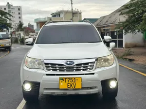 Subaru Forester 2011 White