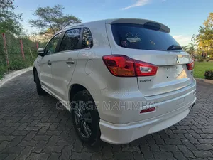 Mitsubishi RVR 2015 White