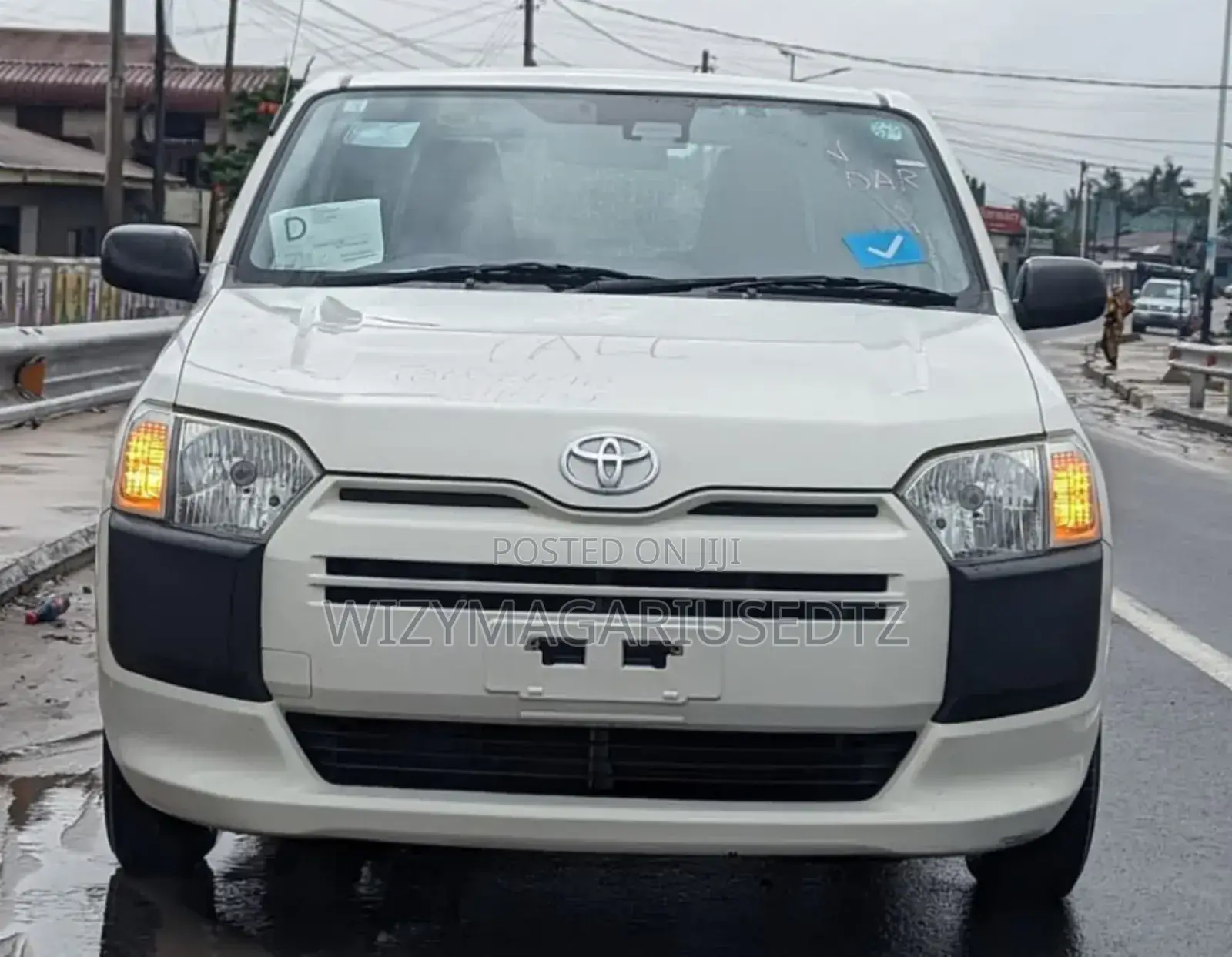 Toyota Probox 2017 Off white