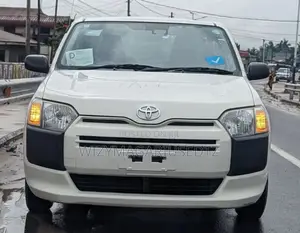 Toyota Probox 2017 Off white